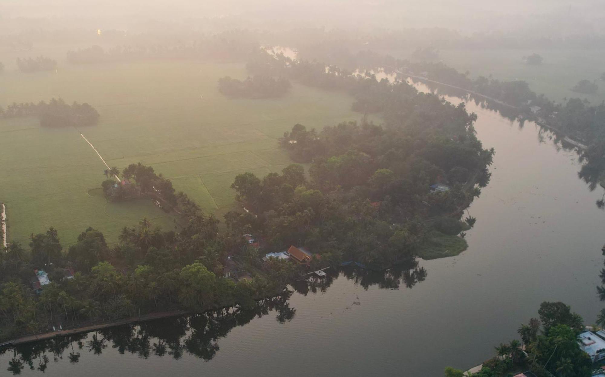 Апартаменти Tulsi Kayal Retreat Champakulam Екстер'єр фото