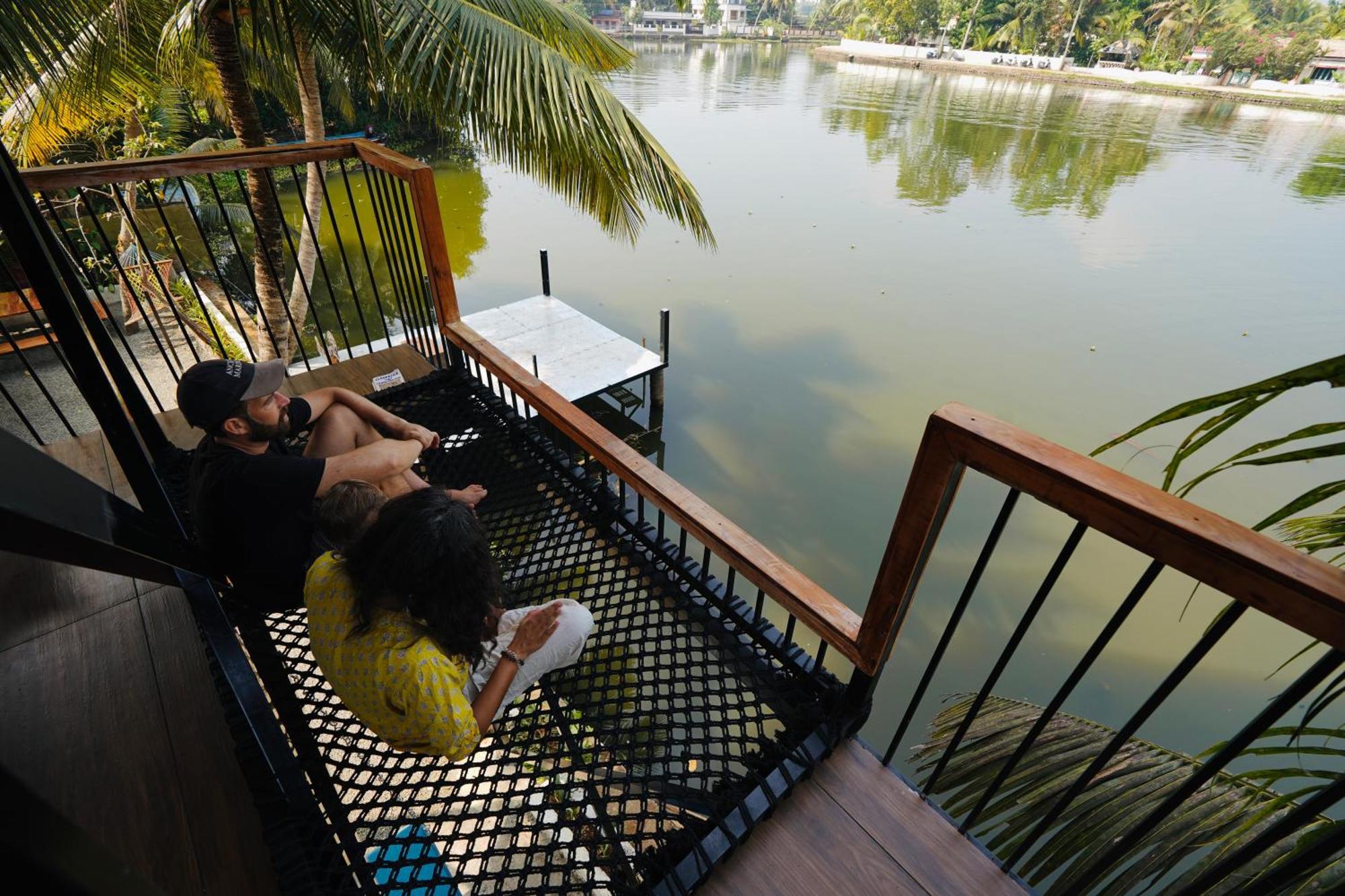 Апартаменти Tulsi Kayal Retreat Champakulam Екстер'єр фото